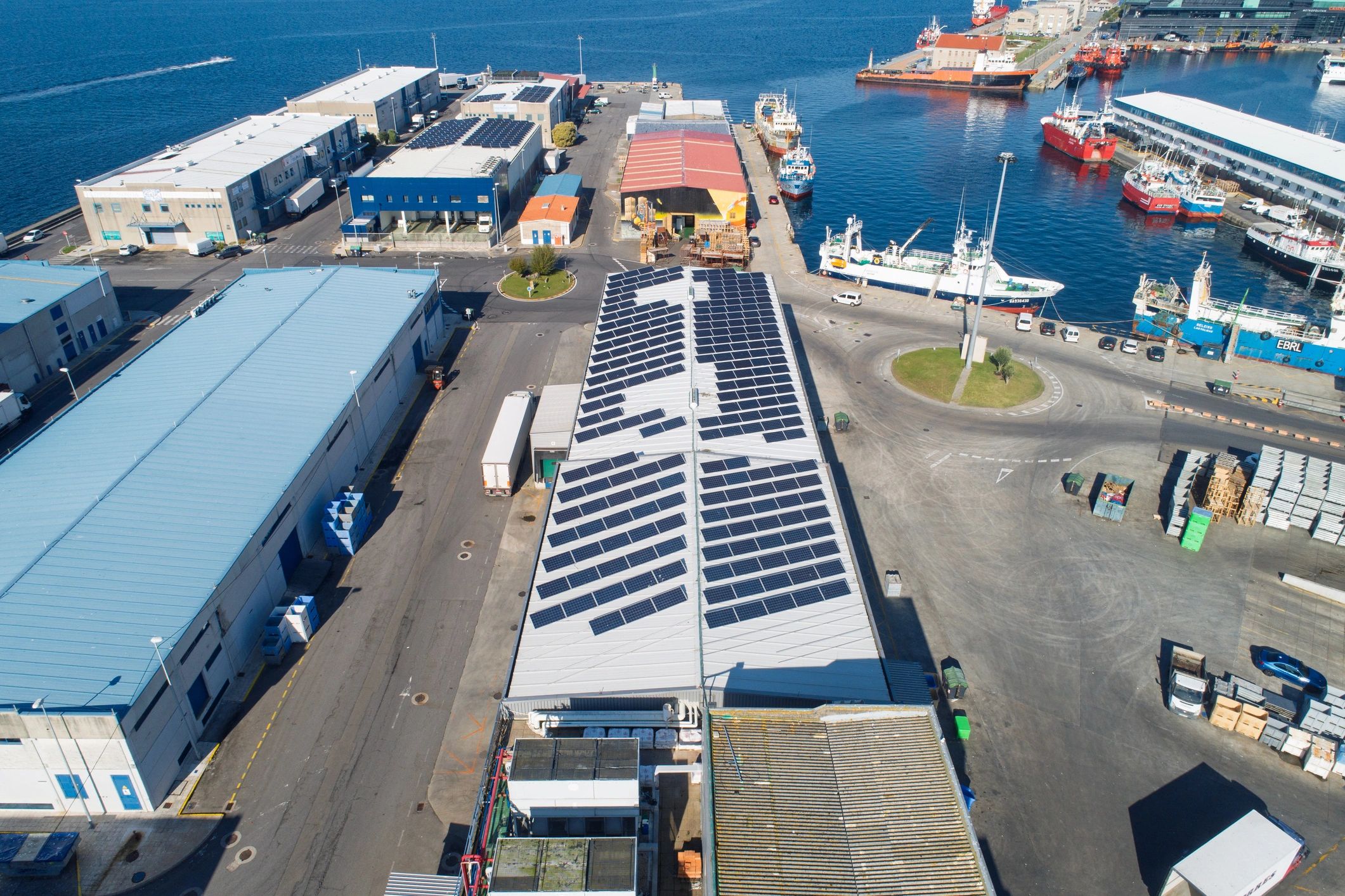 Large scale solar energy installation